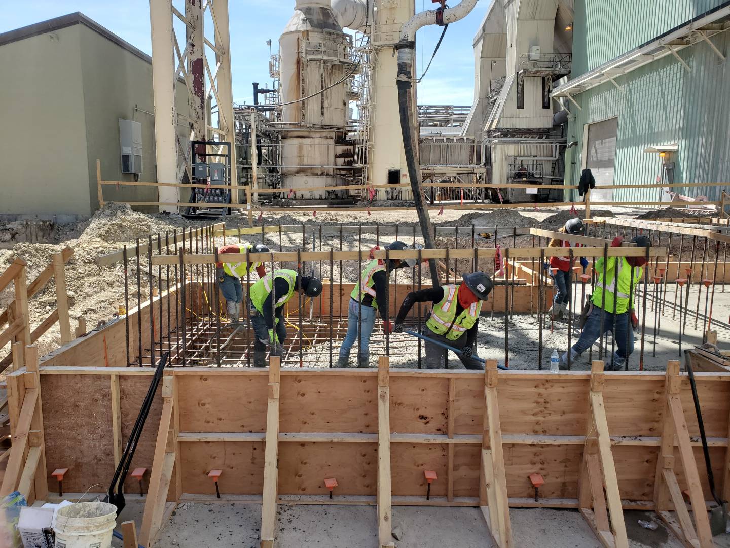 Western-EGI field crew on site